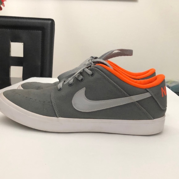nike suketo mid leather